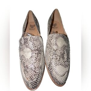 Beast fashion Snake Skin Print Loafers  8.5